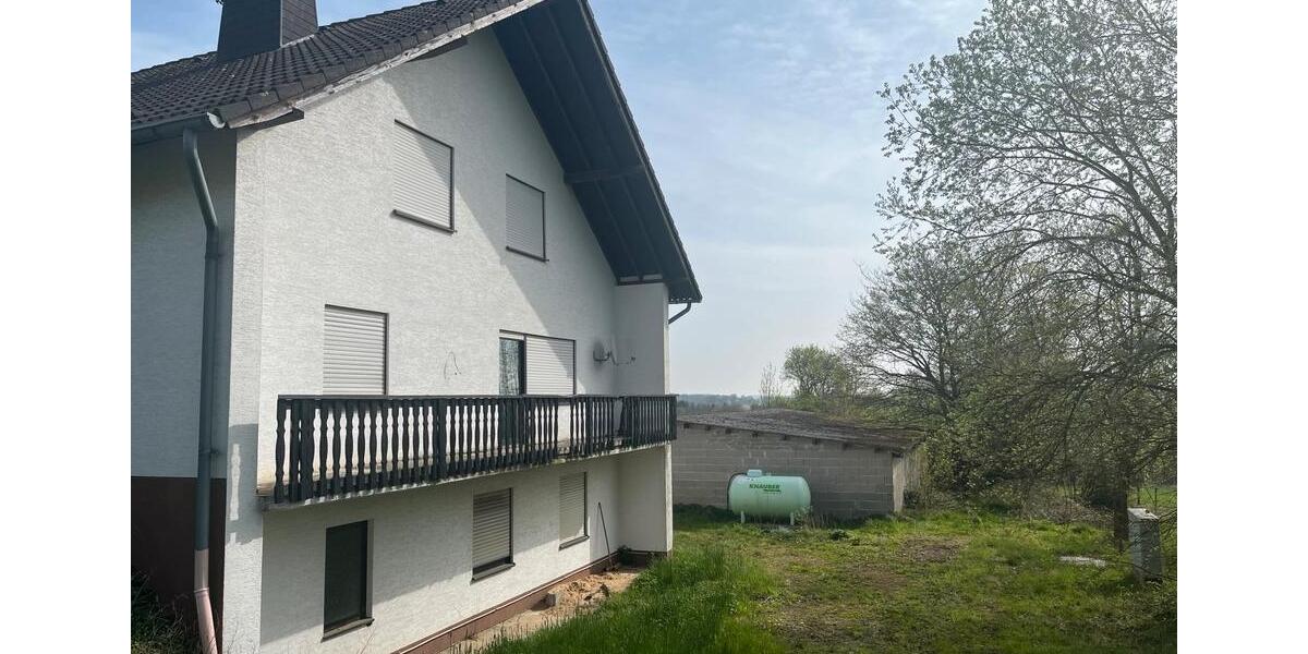 Einfamilienhaus Asbach - 8 Zimmer, 242 m&sup2;, 219.000&euro; | Angebot:27104315