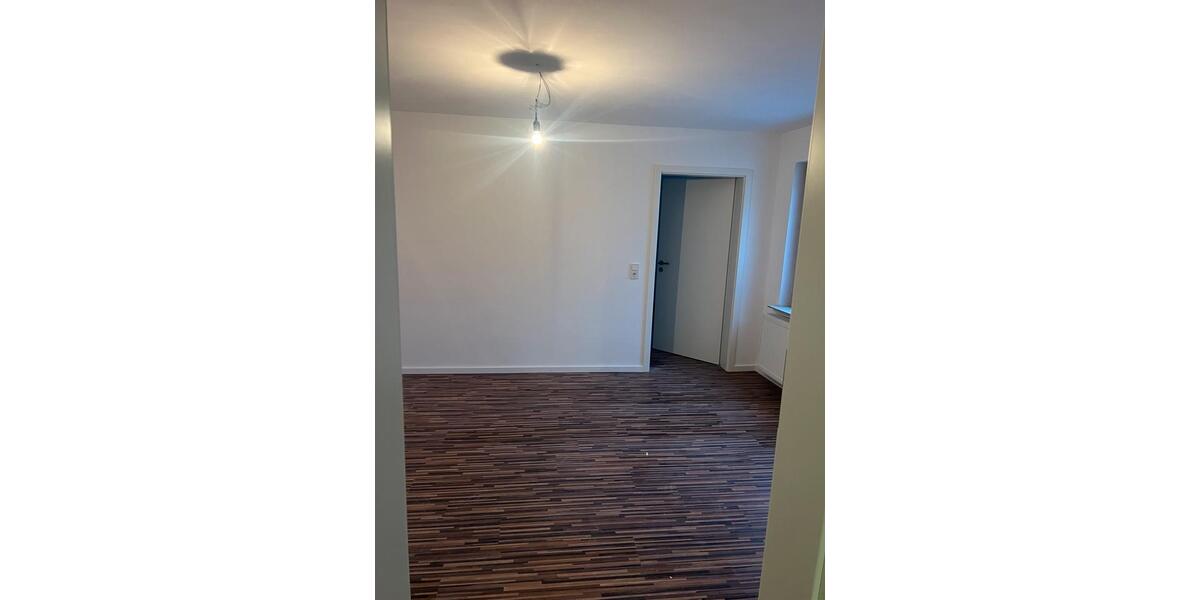 Etagenwohnung Montabaur - 3 Zimmer, 90 m&sup2;, 870&euro; | Angebot:25325903