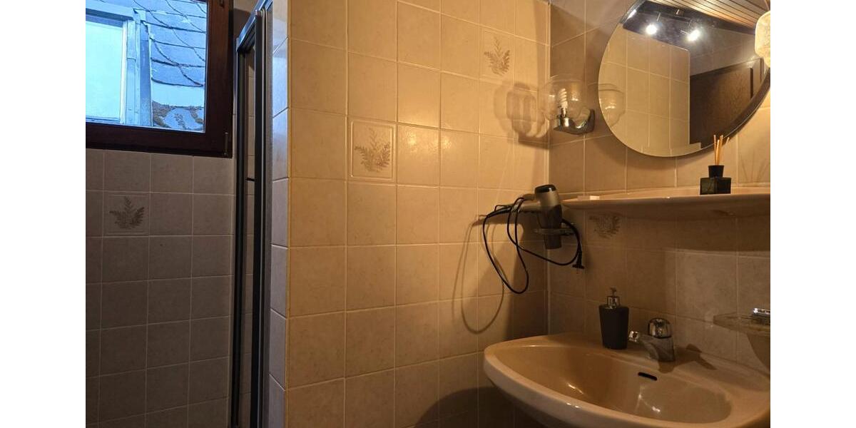 Etagenwohnung Linz am Rhein - 3 Zimmer, 92 m&sup2;, 990&euro; | Angebot:25918959