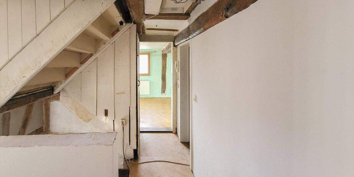 Einfamilienhaus Dausenau - 6 Zimmer, 140 m&sup2;, 79.000&euro; | Angebot:25691927