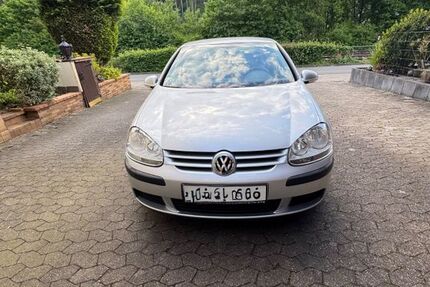 VW Golf 151.000 km 4.250 &euro; Miellen 56132