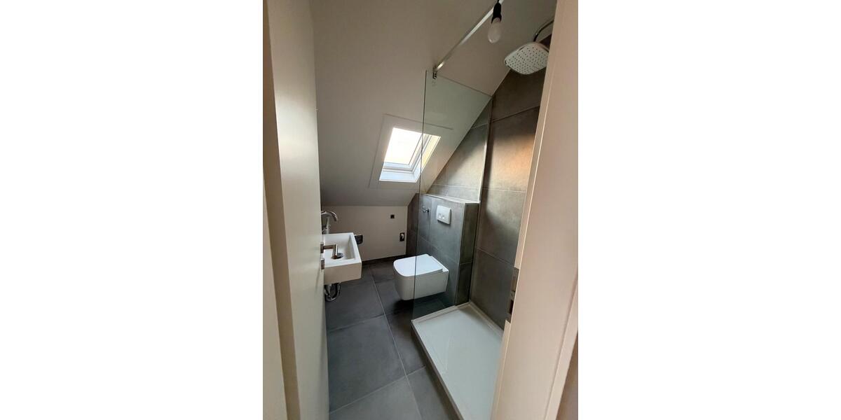 Dachgeschoßwohnung Mülheim-Kärlich Kärlich - 3 Zimmer, 52 m&sup2;, 600&euro; | Angebot:25881629