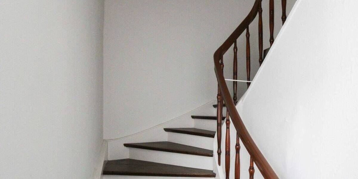 Mehrfamilienhaus, Wohnhaus Leutesdorf - 9 Zimmer, 308 m&sup2;, 360.000&euro; | Angebot:25999309