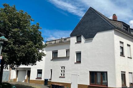 Haus Polch - 6 Zimmer, 190 m&sup2;, 1.400&euro; | Angebot:25811596