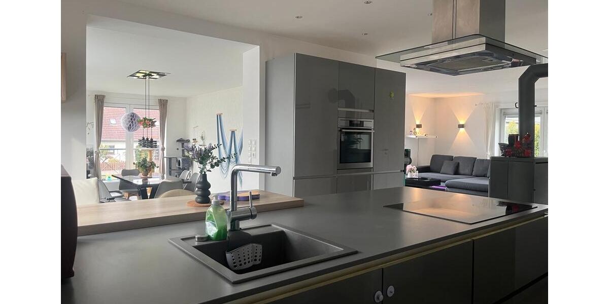 Einfamilienhaus Nauort - 6 Zimmer, 265 m&sup2;, 560.000&euro; | Angebot:26080076