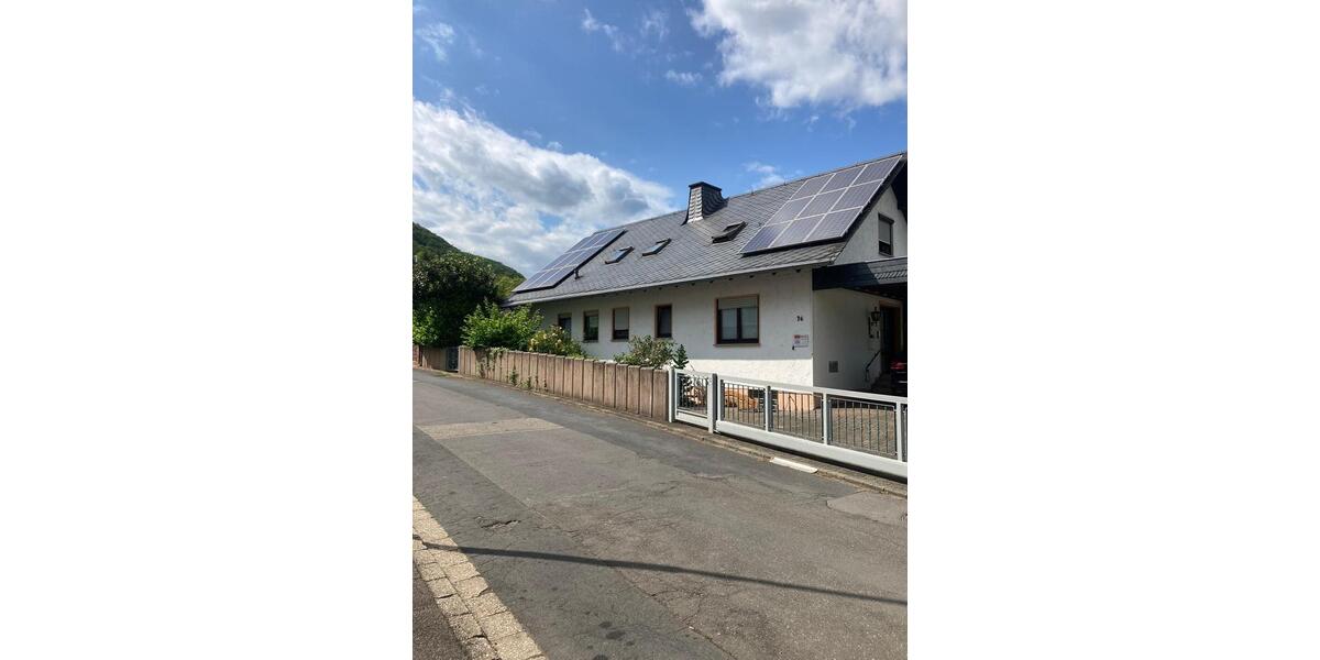 Dachgeschoßwohnung Boppard - 3 Zimmer, 90 m&sup2;, 570&euro; | Angebot:25391775