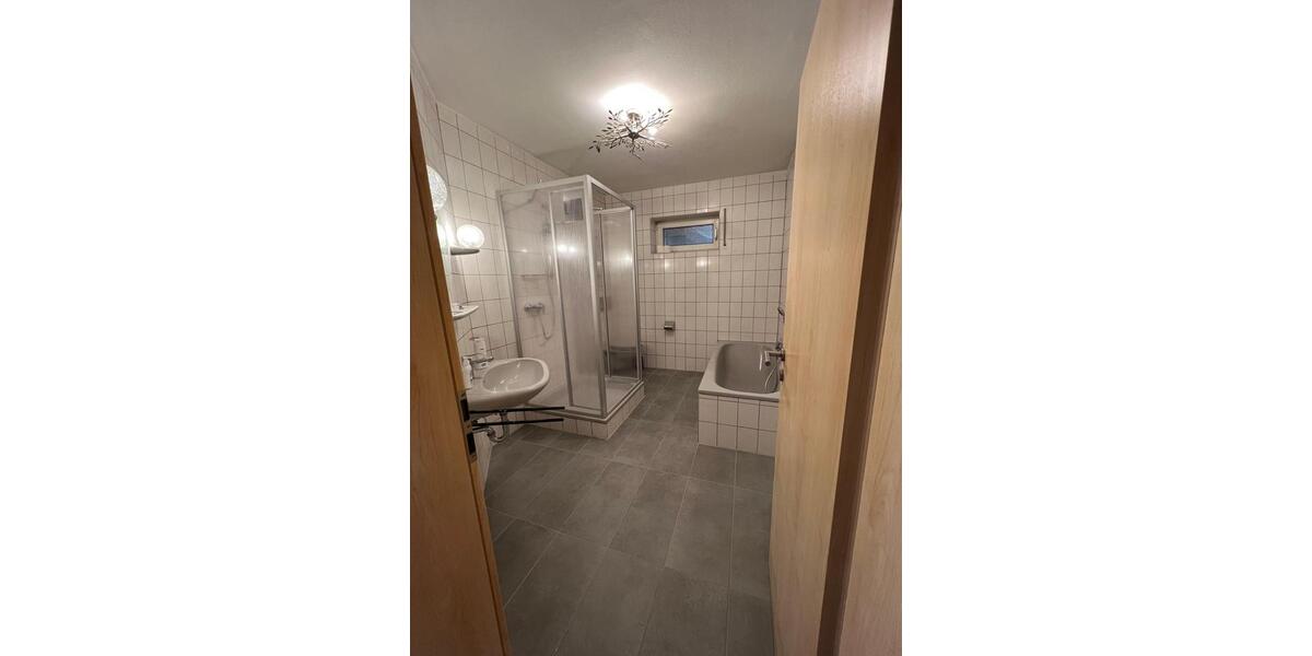 Etagenwohnung Koblenz - 1 Zimmer, 50 m&sup2;, 640&euro; | Angebot:25174638