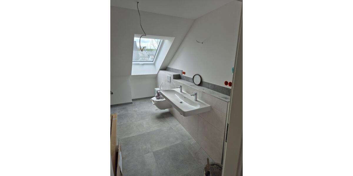 Dachgeschoßwohnung Polch - 5 Zimmer, 122 m&sup2;, 1.100&euro; | Angebot:25941920