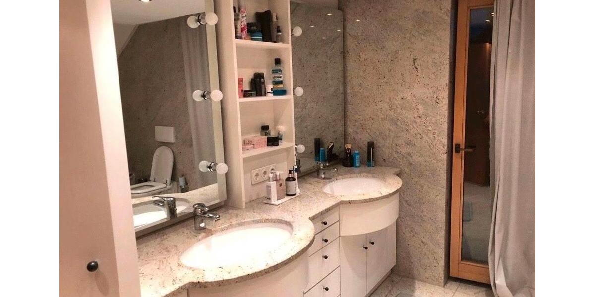 Mehrfamilienhaus, Wohnhaus Neustadt (Wied) Hombach - 10 Zimmer, 326 m&sup2;, 559.000&euro; | Angebot:24950134