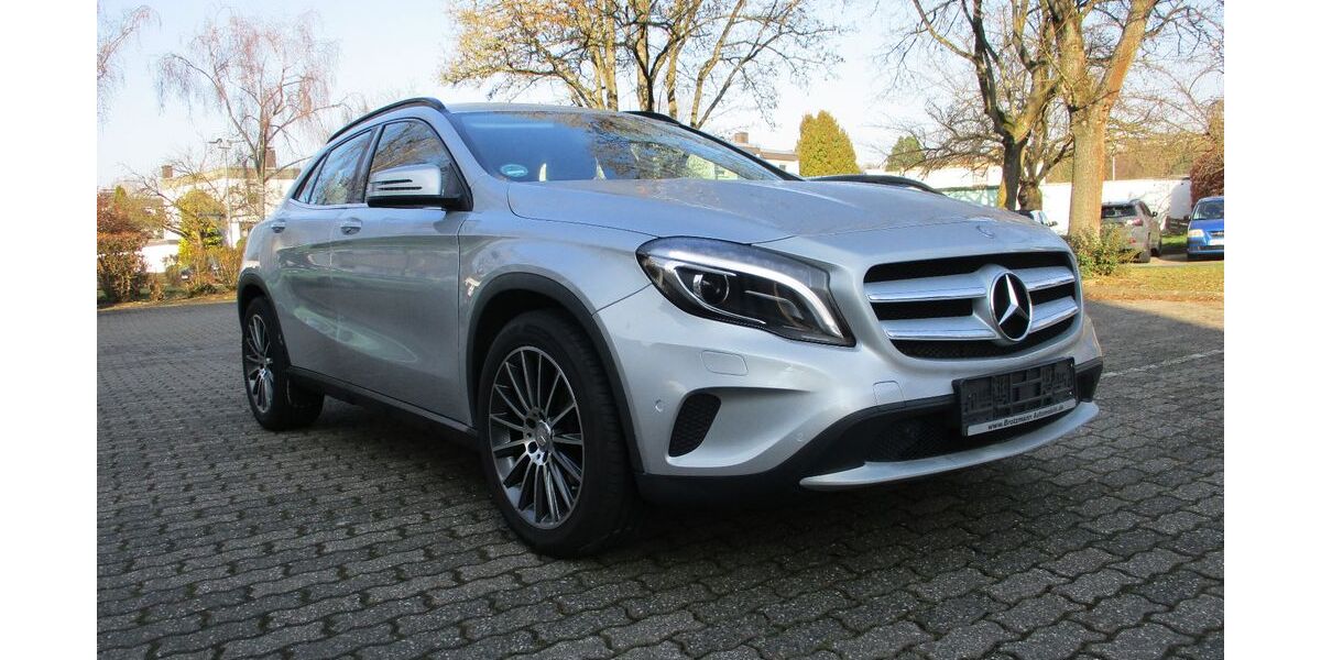 Mercedes-Benz GLA 220 76.989 km 17.490 &euro; Neuwied 56564