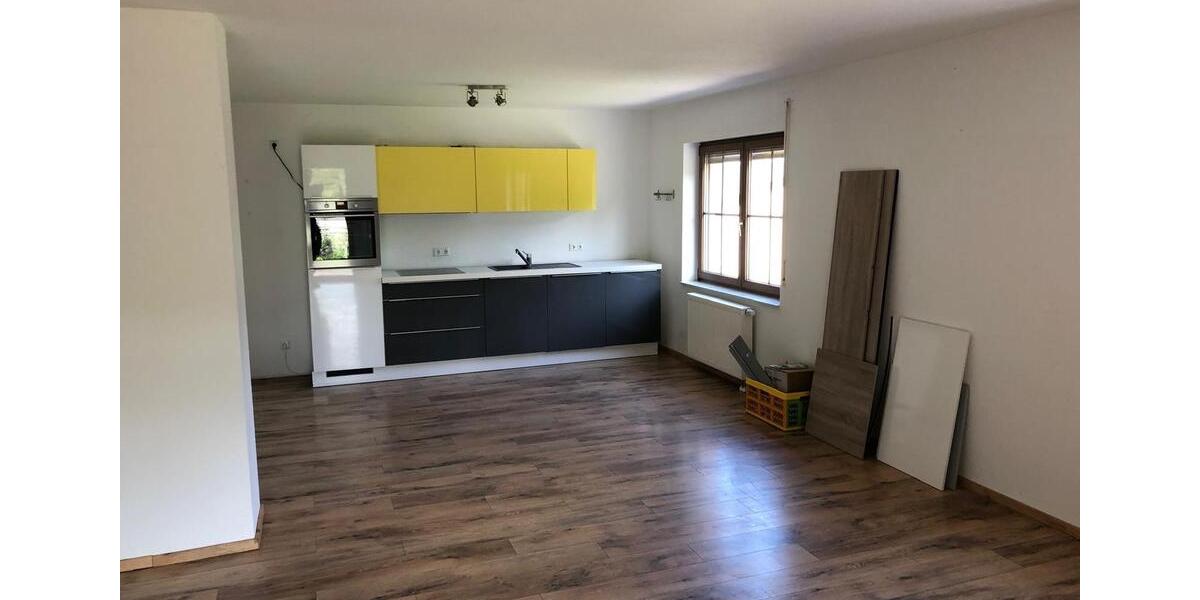 Etagenwohnung Bad Ems - 2.5 Zimmer, 75 m&sup2;, 530&euro; | Angebot:25917594