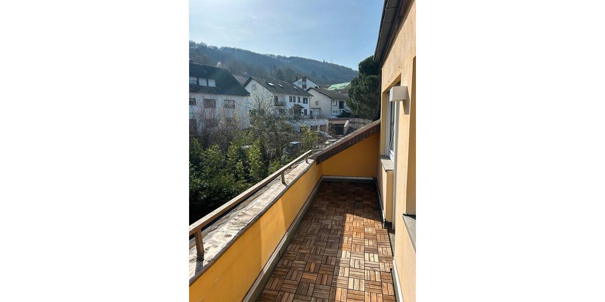 Dachgeschoßwohnung Andernach - 3 Zimmer, 72 m&sup2;, 900&euro; | Angebot:25590940
