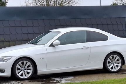 BMW 330 158.000 km 15.999 &euro; Maxsain 56244