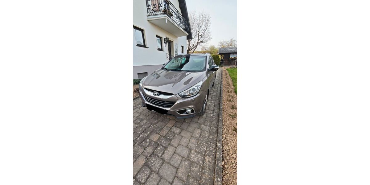 Hyundai ix35 138.000 km 10.400 &euro; Sinzig 53489