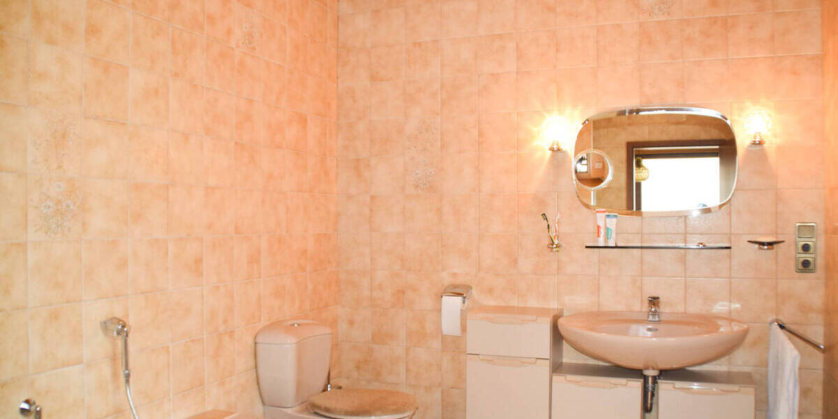 Mehrfamilienhaus, Wohnhaus Rückeroth - 5 Zimmer, 225 m&sup2;, 270.000&euro; | Angebot:25738112