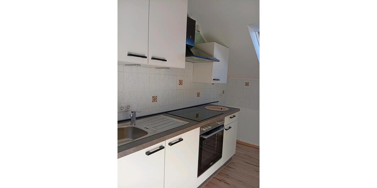 Dachgeschoßwohnung Bendorf - 3 Zimmer, 75 m&sup2;, 850&euro; | Angebot:25811146