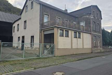 Haus Brohl-Lüttzing Lüttzing - 12 Zimmer, 340 m&sup2;, 669.000&euro; | Angebot:24338450