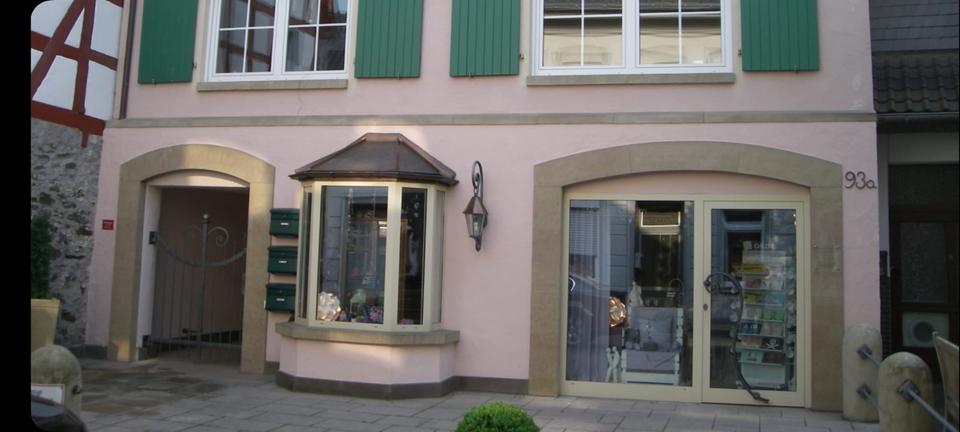 Etagenwohnung Remagen - 3 Zimmer, 80 m&sup2;, 800&euro; | Angebot:25651795