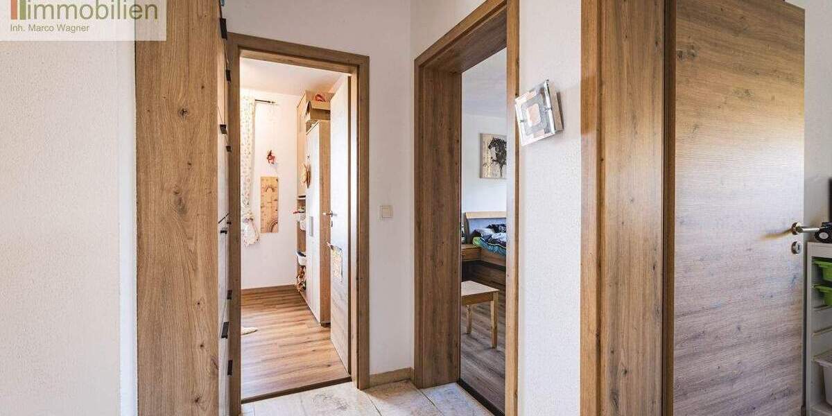 Mehrfamilienhaus, Wohnhaus Breitscheid - 9 Zimmer, 200 m&sup2;, 725.000&euro; | Angebot:25690720