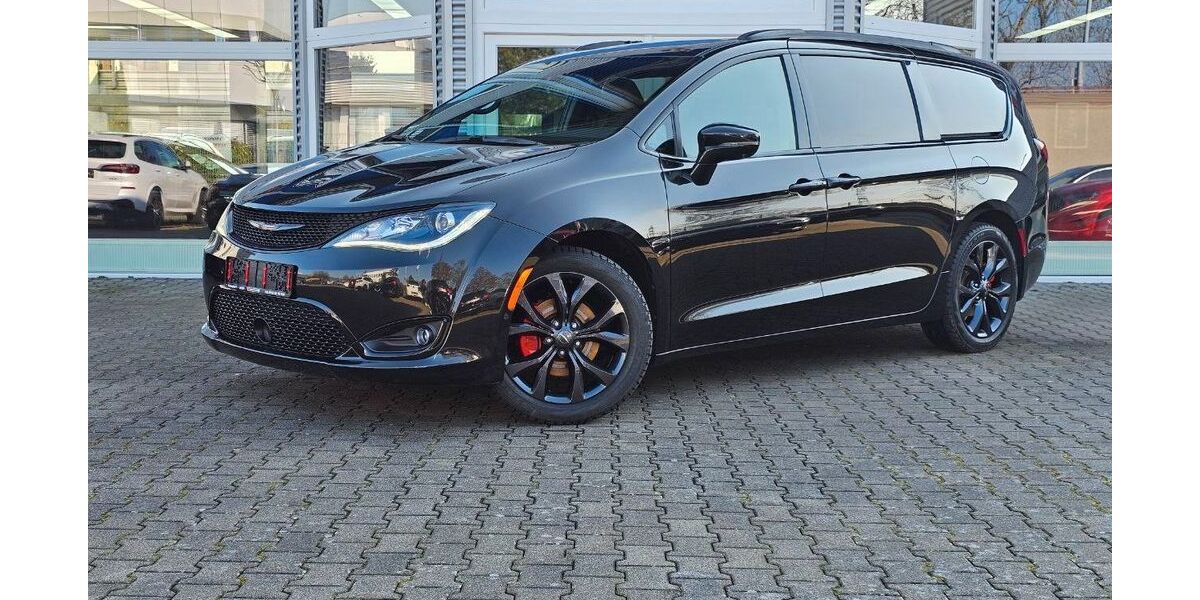 Chrysler Pacifica 46.400 km 26.990 &euro; Neuwied 56566