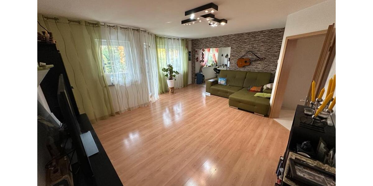 Einfamilienhaus Montabaur - 9 Zimmer, 266 m&sup2;, 600.000&euro; | Angebot:25842146