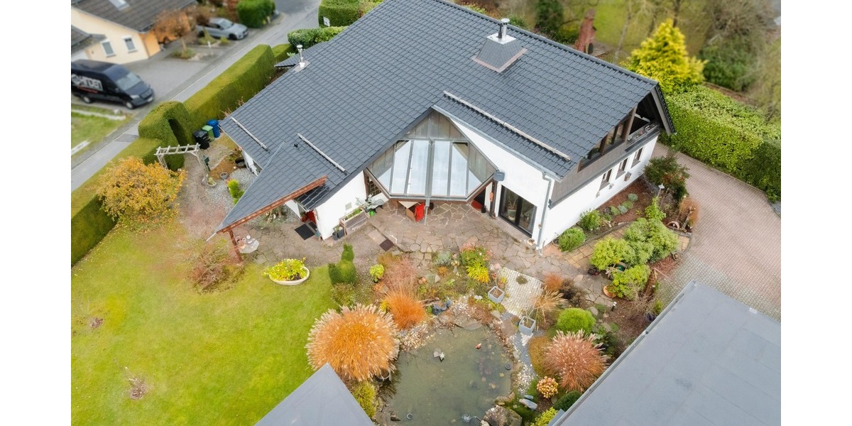 ! Außergewöhnliches Haus mit traumhaftem Garten ! - Einfamilienhaus Rüscheid | Angebot:23662269