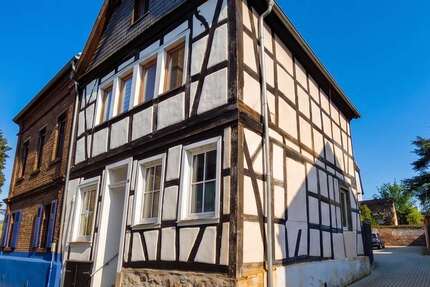 Haus Remagen / Oberwinter Oberwinter - 4 Zimmer, 130 m&sup2;, 398.000&euro; | Angebot:26563773