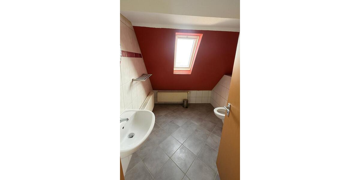 Mehrfamilienhaus, Wohnhaus Steimel - 13 Zimmer, 265 m&sup2;, 1.350&euro; | Angebot:26656497