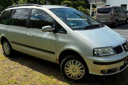 Seat Alhambra 224.000 km 1.500 &euro; Neuwied 56564