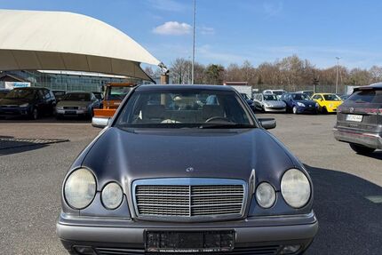 Mercedes-Benz E 280 146.318 km 2.290 &euro; Vettelschoss 53560
