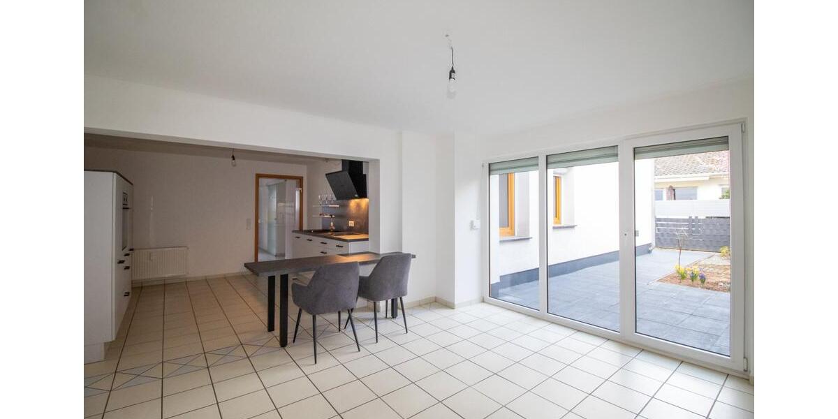 Terrassenwohnung Bad Breisig - 5 Zimmer, 146 m&sup2;, 1.200&euro; | Angebot:25899261