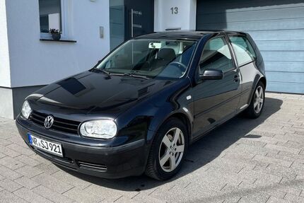 VW Golf 277.321 km 1.699 &euro; Urbach 56317
