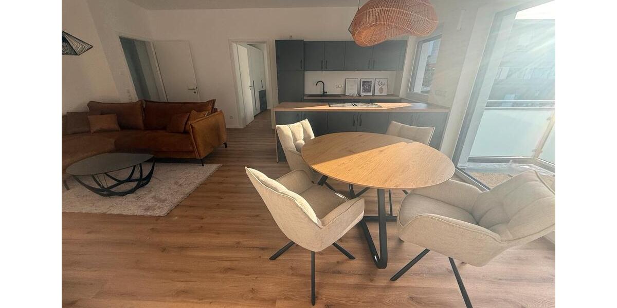 Etagenwohnung Nauort - 4 Zimmer, 92 m&sup2;, 309.000&euro; | Angebot:26004000