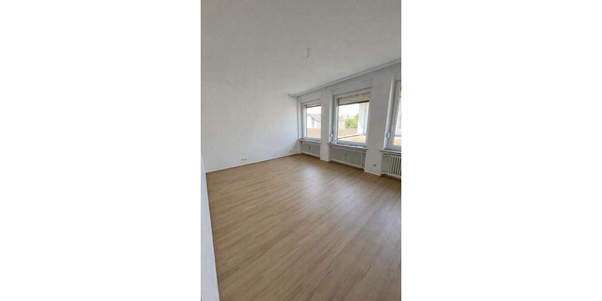 Etagenwohnung Neuwied - 3 Zimmer, 88 m&sup2;, 704&euro; | Angebot:25886791