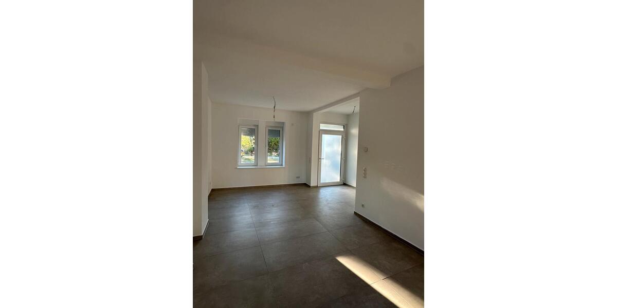 Reihenhaus Bad Ems - 5 Zimmer, 140 m&sup2;, 419.000&euro; | Angebot:27202617