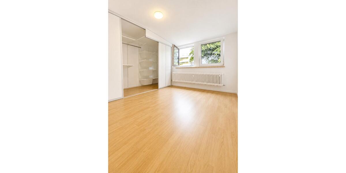 Etagenwohnung Neuwied - 6 Zimmer, 150 m&sup2;, 1.300&euro; | Angebot:26665537