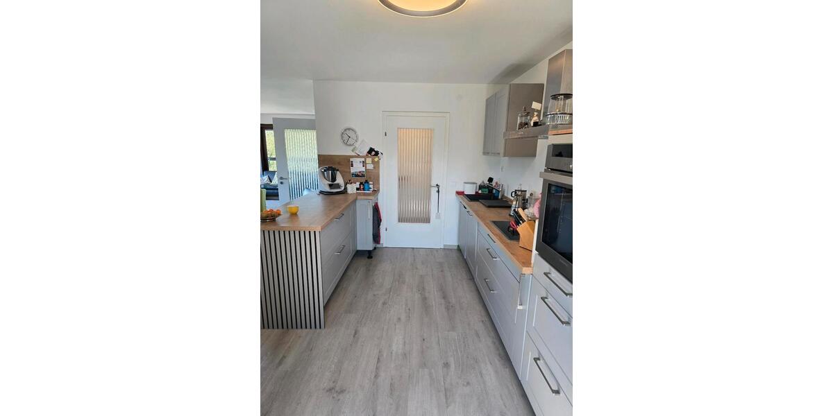 Einfamilienhaus Erpel - 4 Zimmer, 145 m&sup2;, 1.550&euro; | Angebot:26505173