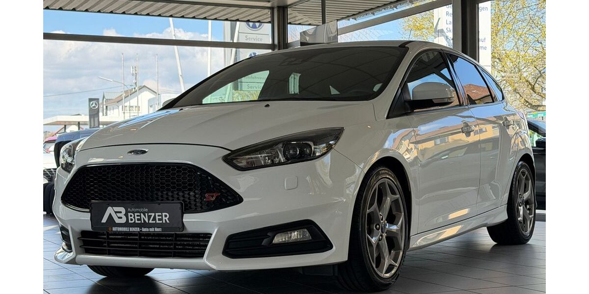 Ford Focus 90.000 km 15.999 &euro; Wirges 56422