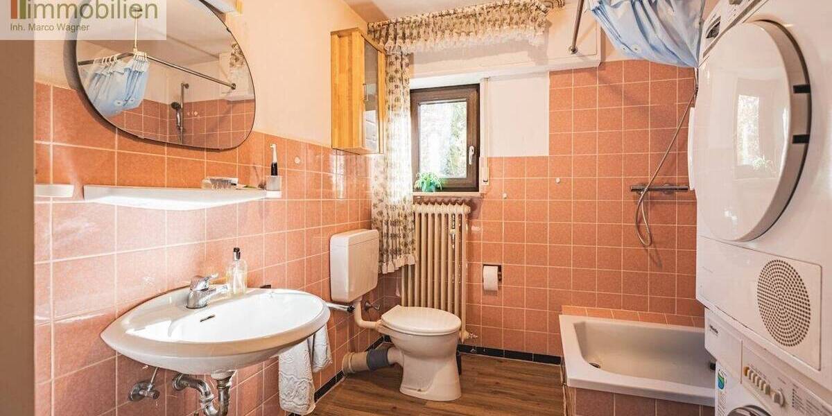 Einfamilienhaus Breitscheid - 9 Zimmer, 200 m&sup2;, 449.000&euro; | Angebot:25744964