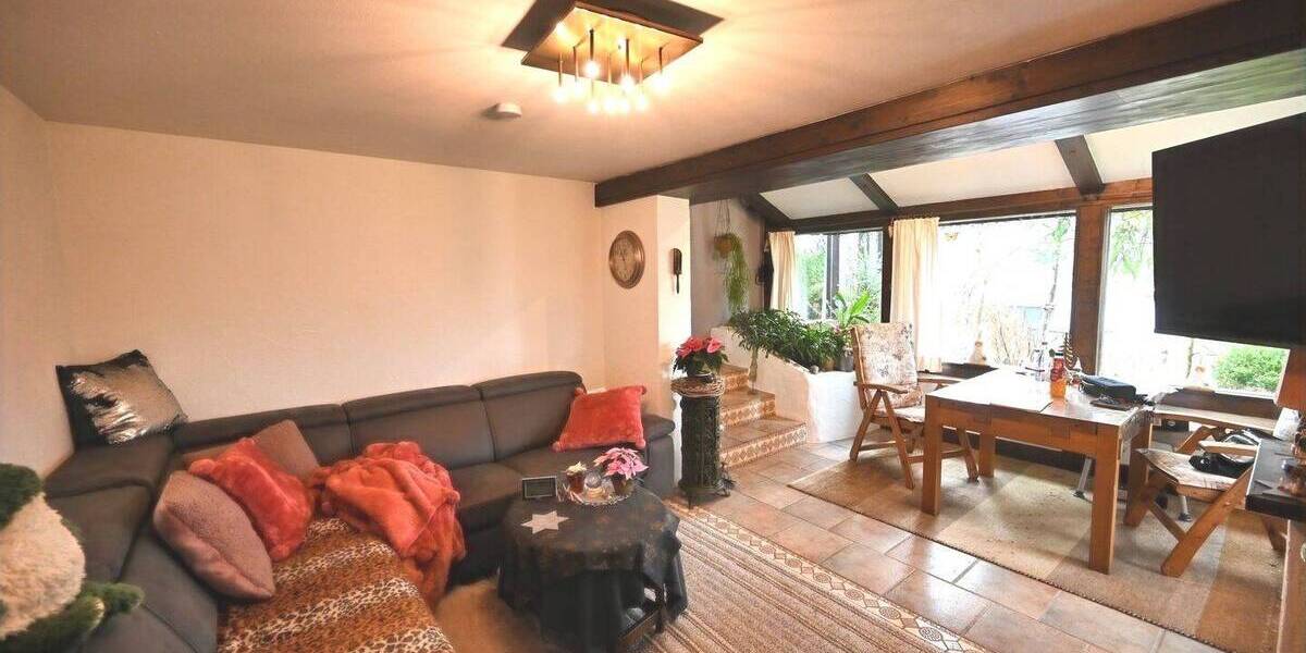Einfamilienhaus Neustadt Weißenfels - 9 Zimmer, 200 m&sup2;, 259.000&euro; | Angebot:25687301