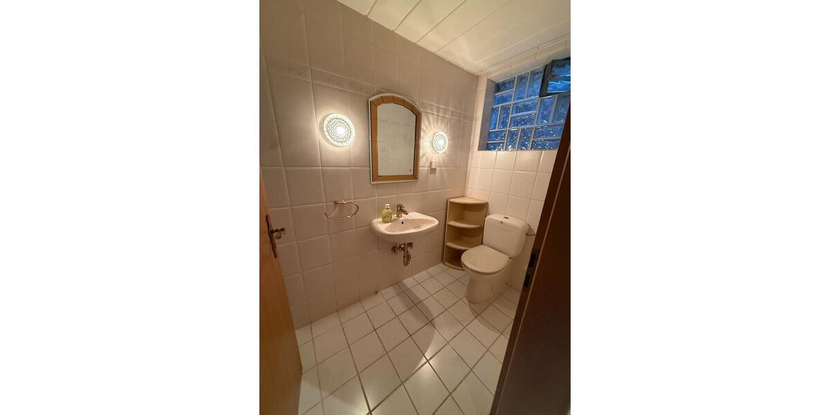 Bungalow Hillscheid - 6.5 Zimmer, 182 m&sup2;, 429.000&euro; | Angebot:25929557