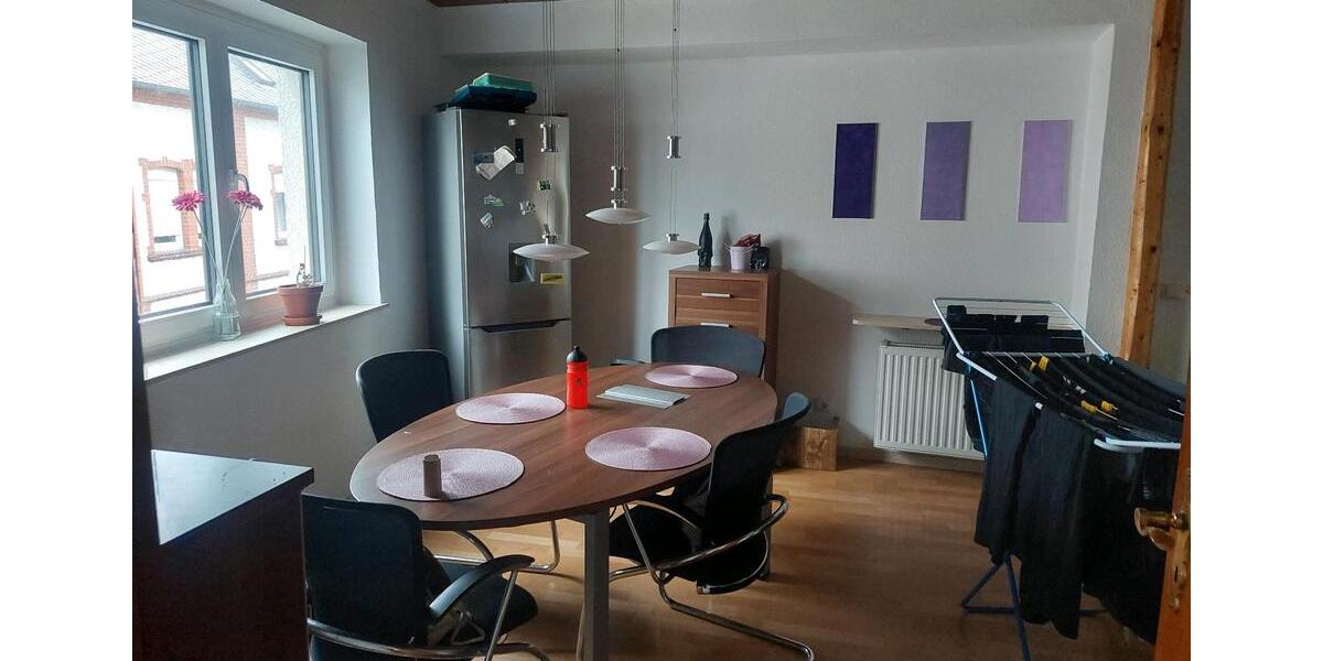 Etagenwohnung Mülheim-Kärlich Kärlich - 5 Zimmer, 140 m&sup2;, 1.400&euro; | Angebot:25720867