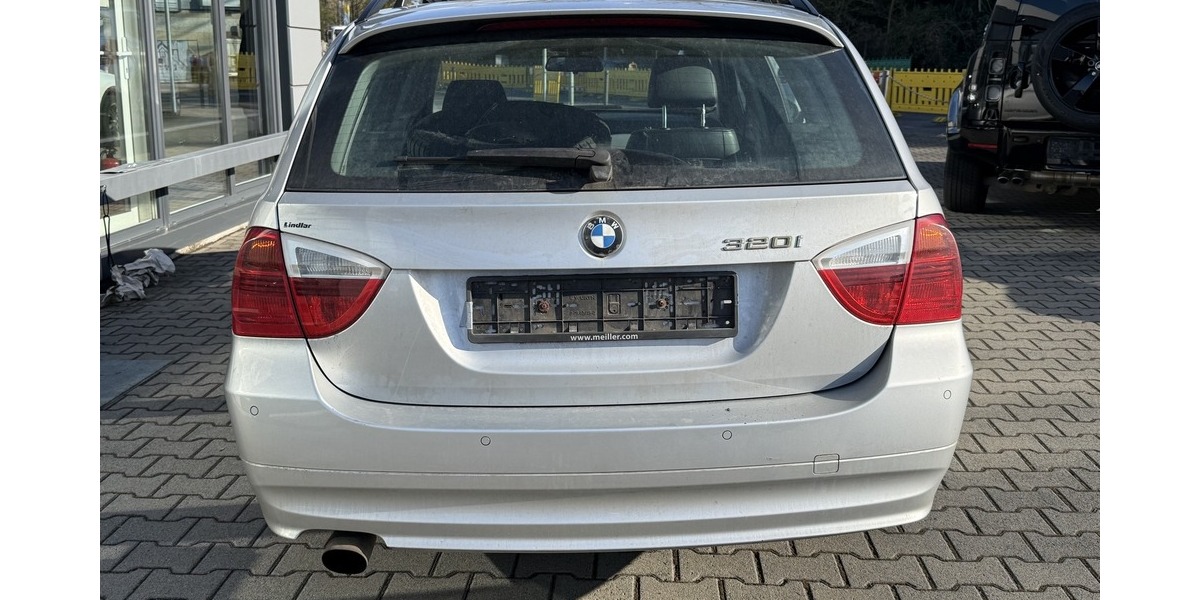 BMW 320 i 166.000 km 1.790 &euro; Koblenz 56070