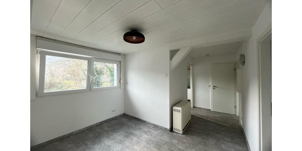 Dachgeschoßwohnung Bad Neuenahr-Ahrweiler Ahrweiler - 2 Zimmer, 52 m&sup2;, 490&euro; | Angebot:26029673