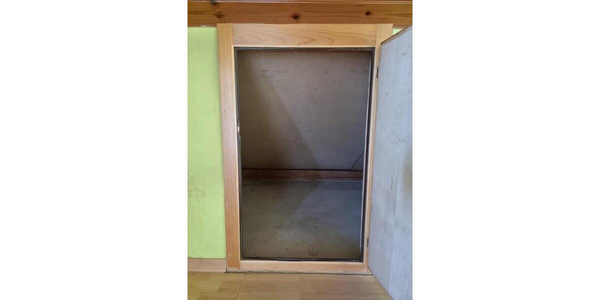 Dachgeschoßwohnung Niederzissen - 3 Zimmer, 76 m&sup2;, 700&euro; | Angebot:25639687