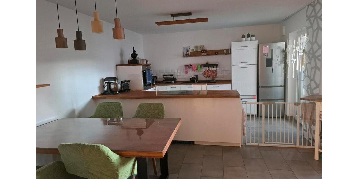 Etagenwohnung Neuwied - 3.5 Zimmer, 99 m&sup2;, 380.000&euro; | Angebot:24869163