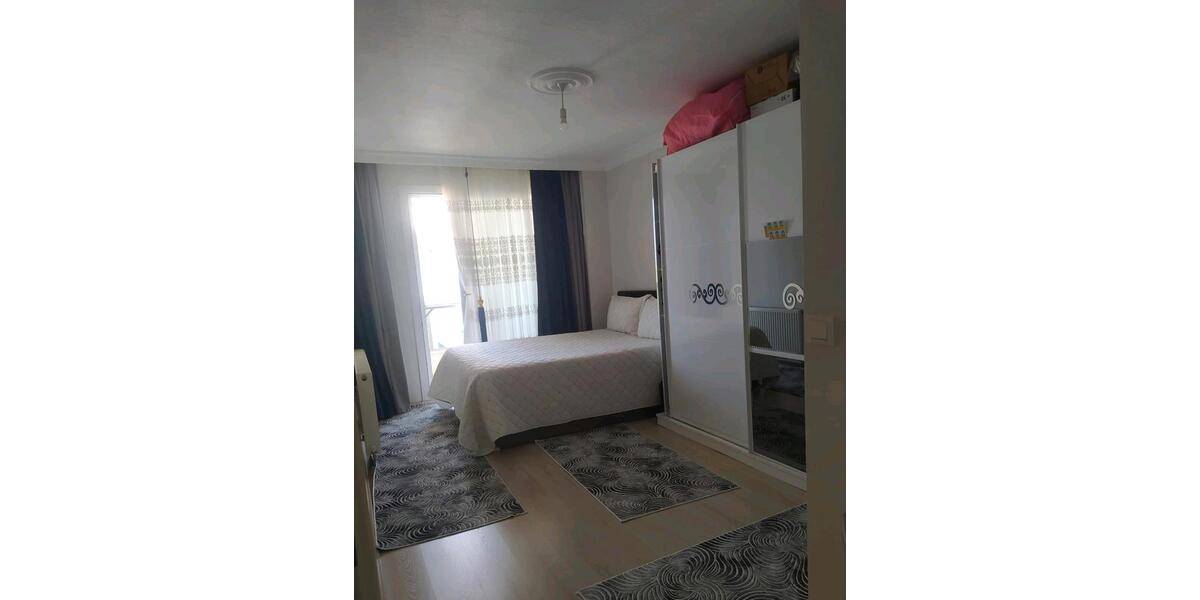 Etagenwohnung Höhr-Grenzhausen Grenzhausen - 4 Zimmer, 130 m&sup2;, 150.000&euro; | Angebot:24126797