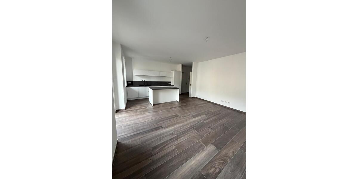 Etagenwohnung Neuwied - 3 Zimmer, 81 m&sup2;, 1.212&euro; | Angebot:25887788
