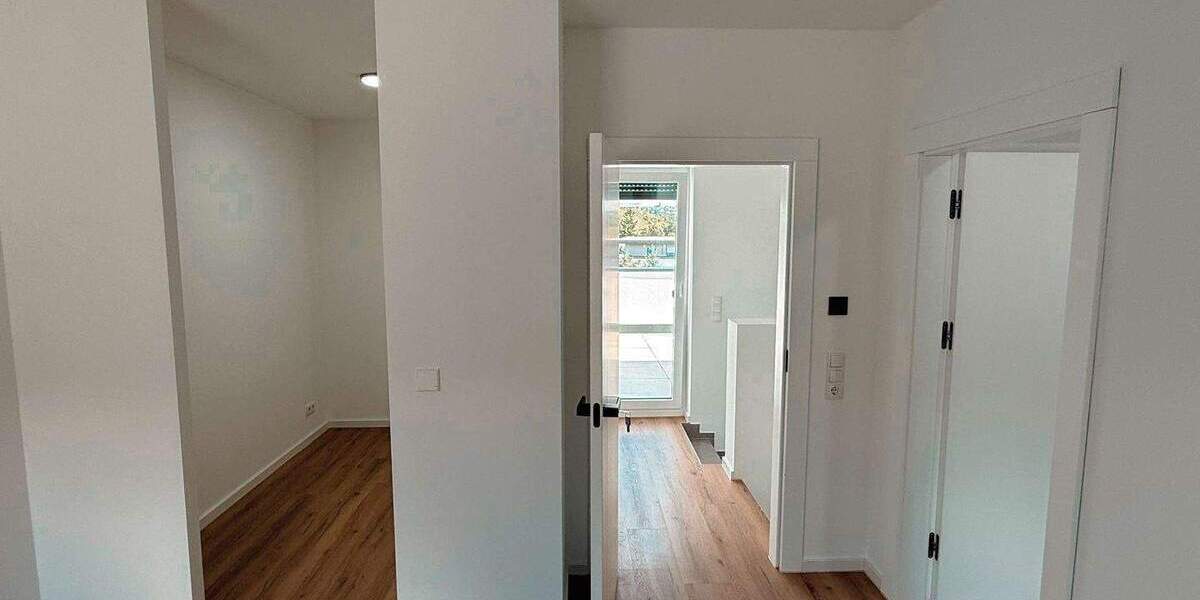 Doppelhaushälfte Neuwied Engers - 7 Zimmer, 160 m&sup2;, 539.000&euro; | Angebot:25742439