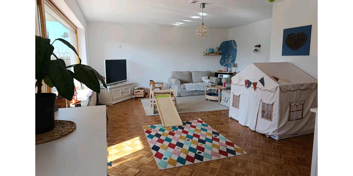 Einfamilienhaus Windhagen - 7 Zimmer, 180 m&sup2;, 1.600&euro; | Angebot:26523015